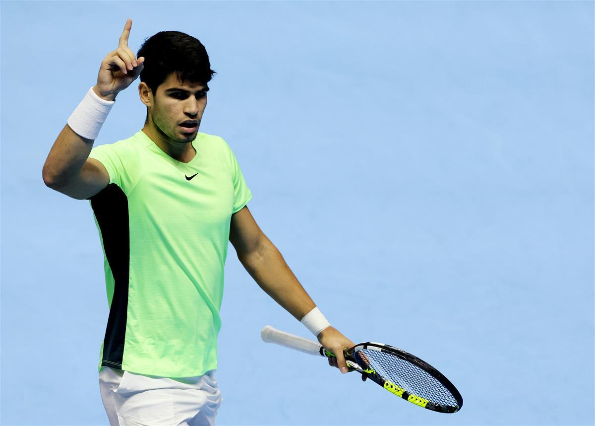 关于德约科维奇连续二十场比赛得分超过突破纪录，美国队挑战极限！的信息